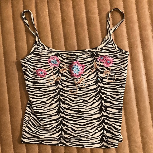 Black and White BisouBisou tank with floral embroidery. Size Small - Picture 1 of 4